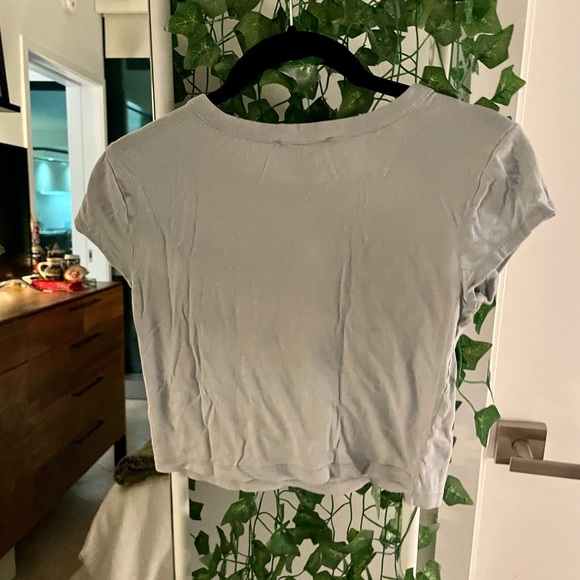 Forever 21 Light Baby Sky Blue Short Sleeve Tee Shirt Crop Top - Picture 2 of 4